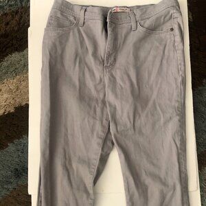 Lee Classic Fit At The Waist Ladies Grey Capri Jeans Size 12 Medium